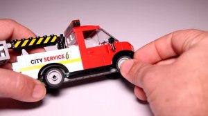 Lego City 60306 Shopping Street Speed Build with new for 2021 Street Plates