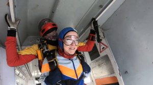 Прыжок в тандеме с парашютом