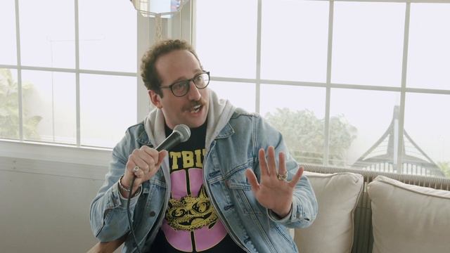 So You're Bisexual w Ian Fidance | Chris Distefano Presents: Chrissy Chaos | Clips смотреть онлайн