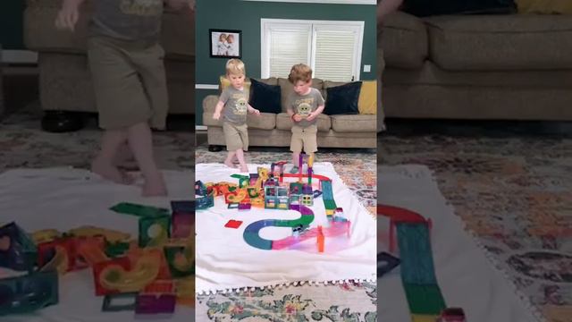 PicassoTiles PicassoToys Fun Time Magnetic Tiles Marble Run Race Car Track Set STEM Kids Activities смотреть онлайн