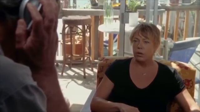 Werner Herzog Listens to Pickle Chin Ah Boy смотреть онлайн