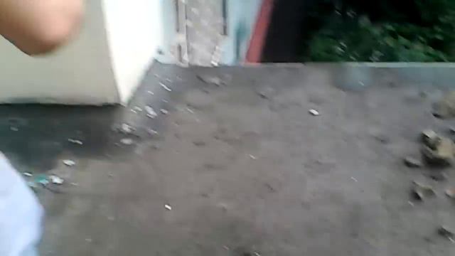 МиниВис прыгает с окна!!!😨 смотреть онлайн