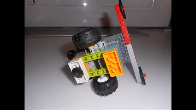 lego wedo 2.0 COCHE VENTILADOR CON DOS MOTORES смотреть онлайн
