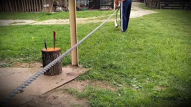 Скручиваем веревку из шпагата