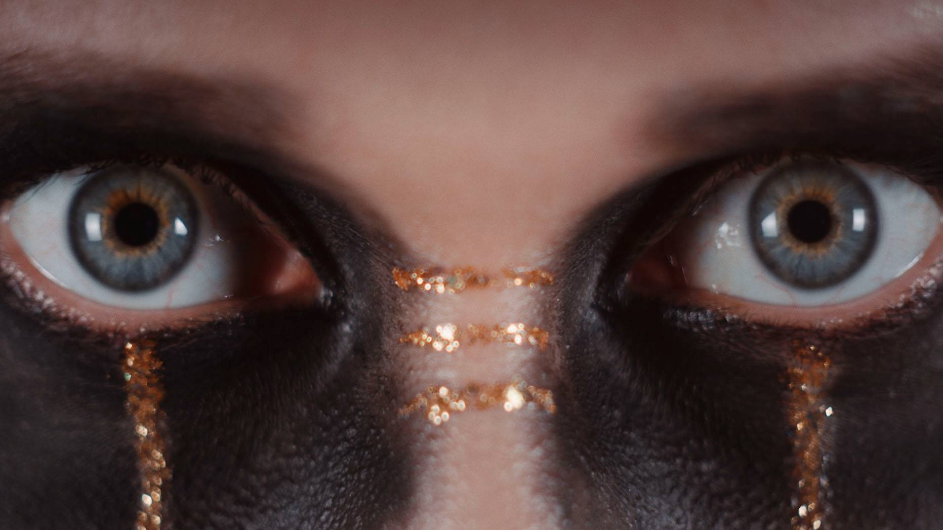 Ягода - Три девицы (Премьера клипа 2023) смотреть онлайн