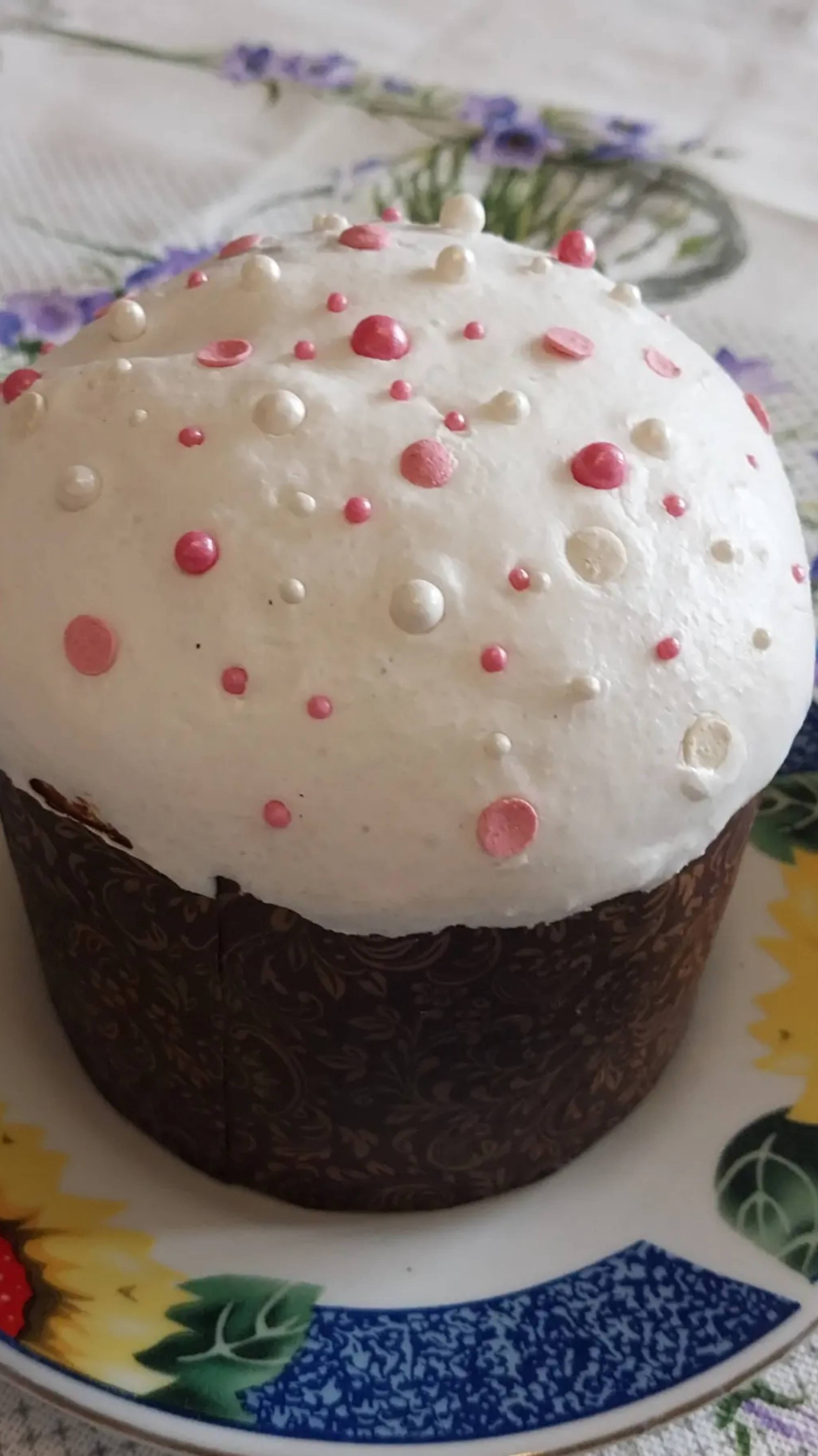 ПУХОВЫЙ КУЛИЧ НА СМЕТАНЕ