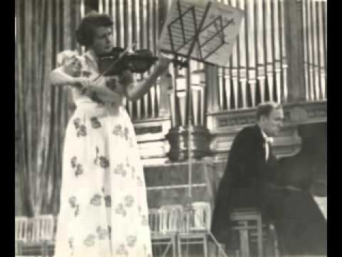 Galina Barinova - Mozart. Sonata for Violin and Piano in E Minor. 2 part смотреть онлайн