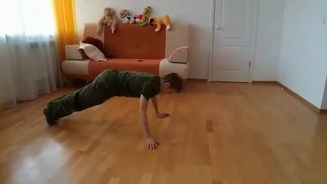 Комплекс упражнений по ОФП в домашних условиях для школьников смотреть онлайн