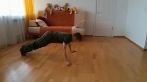 Комплекс упражнений по ОФП в домашних условиях для школьников