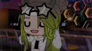 «Сучка подсыпала что-то в бокал🍷»