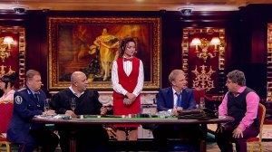 Казино. Взяточники играют против профессора математики.