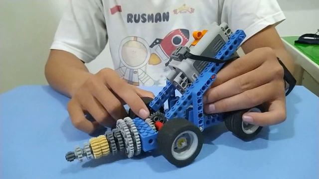 Lego 9686 "Drill Car" Motorized Mechanism - Building Instructions смотреть онлайн
