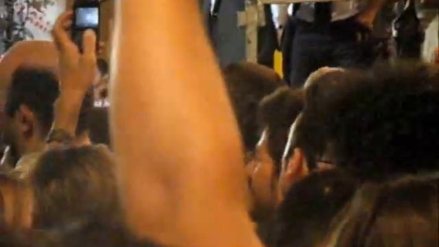Vittoria De Magistris, festeggiamenti a Napoli смотреть онлайн