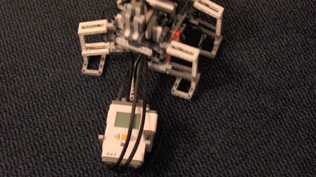 Four-legged walking robot can turn and walk curves - LEGO Mindstorms NXT смотреть онлайн