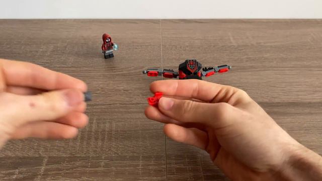 Lego Miles Morales Mech Armour 76171 - Speed Build смотреть онлайн