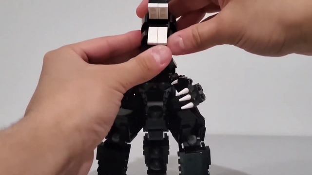 Godzilla vs Mechagodzilla (LEGO MOC Review) смотреть онлайн