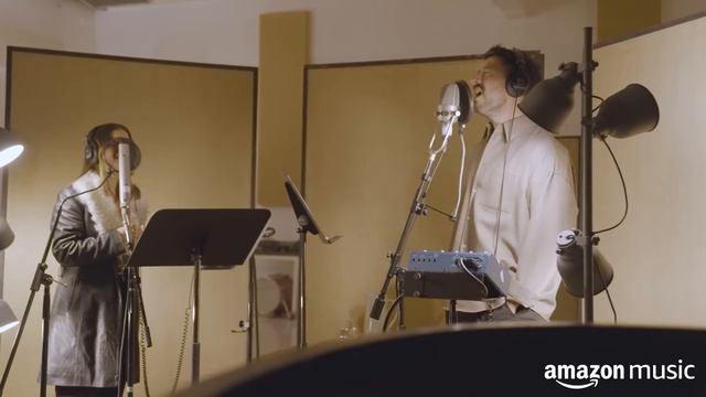 Behind the Scenes with Maren Morris & Marcus Mumford – Look At Us Now (Honeycomb) [Amazon Original] смотреть онлайн