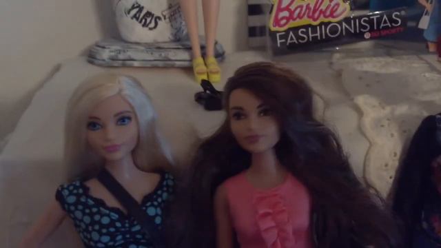 2016 Barbie Fashionistas Dolls Review смотреть онлайн