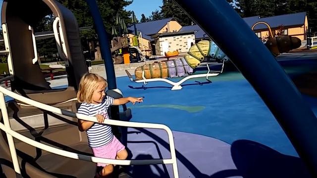 ★ СУПЕР! НОВАЯ ДЕТСКАЯ ПЛОЩАДКА Family Park BIG SLIDES Outoor Playground for the Whole Family!!! смотреть онлайн