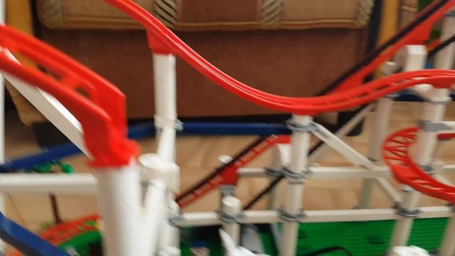 Lego Американские горки Creator Expert 10261 4124 детали смотреть онлайн