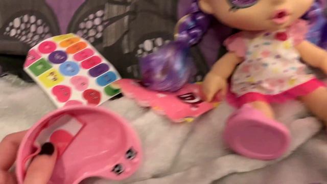 Adopting KINDI KIDS Shiver 'n' Shake Rainbow Kate!