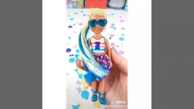 Barbie colour reveal and barbie dreamtopia surprise opening смотреть онлайн
