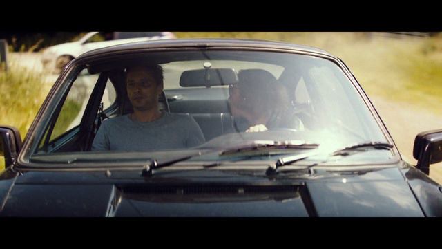 RACER AND THE JAILBIRD 1 смотреть онлайн
