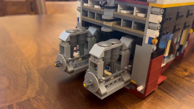 Motorizing the props on the LEGO Titanic смотреть онлайн