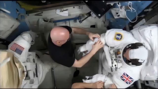 GG2 Get Culture BBC Unit 3 International Space Sta смотреть онлайн