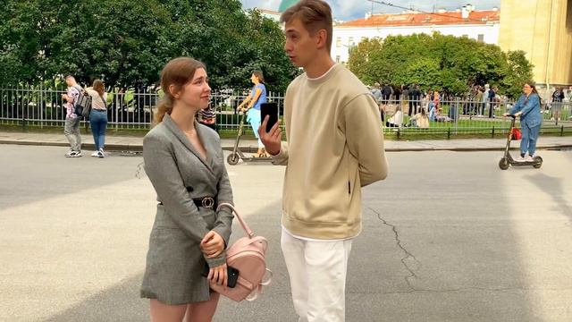 ОСТАЛСЯ ОДИН ДЕНЬ ЖИЗНИ (ОПРОС ДЕВУШЕК) смотреть онлайн