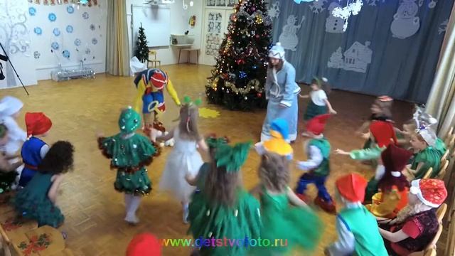 Мы встречаем новый 2019 год (средняя группа)