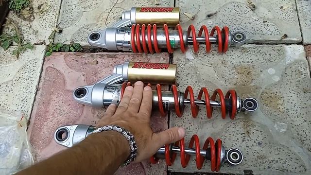 Версии амортизаторов SHOWA смотреть онлайн