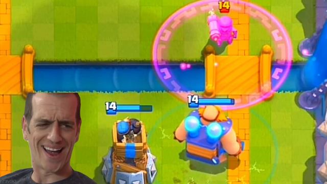 ONLY Electro Giant DECK BE LIKE / Clash Royale Memes 2023 смотреть онлайн