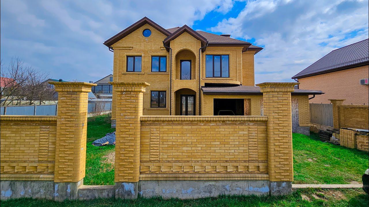 Большой кирпичный дом в лучшем районе города Абинска! | Купить дом в Краснодарском крае! смотреть онлайн