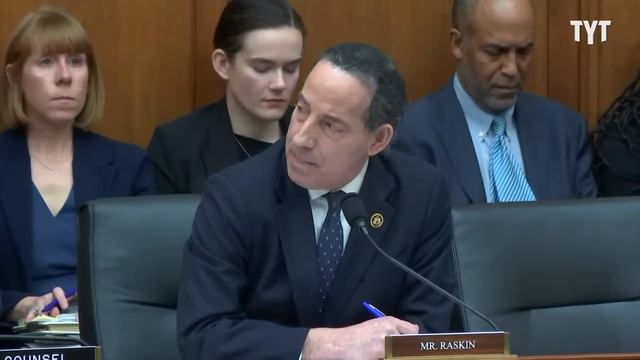 WATCH: Raskin Annihilates MAGA In EPIC Smackdown смотреть онлайн
