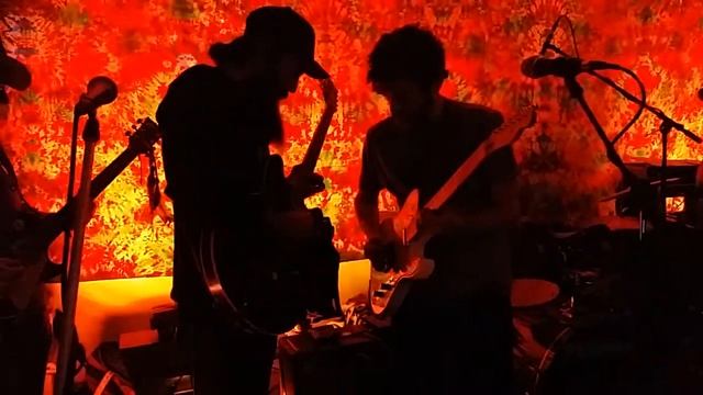 Cosmic Twang w Lebo Grandmas Hands смотреть онлайн