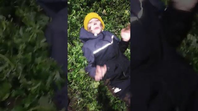 он какает смотреть онлайн