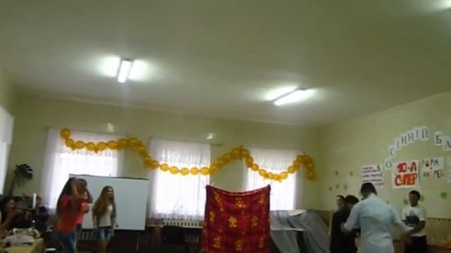 Осенний бал)1-е место)) Было круто))))OPPA GANGNAM STYLE смотреть онлайн