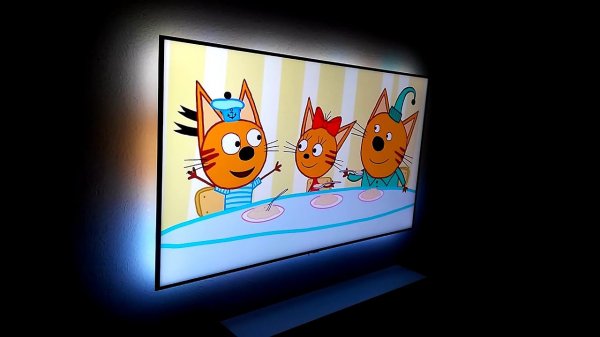 Подсветка экрана телевизора / (аналог Ambilight).