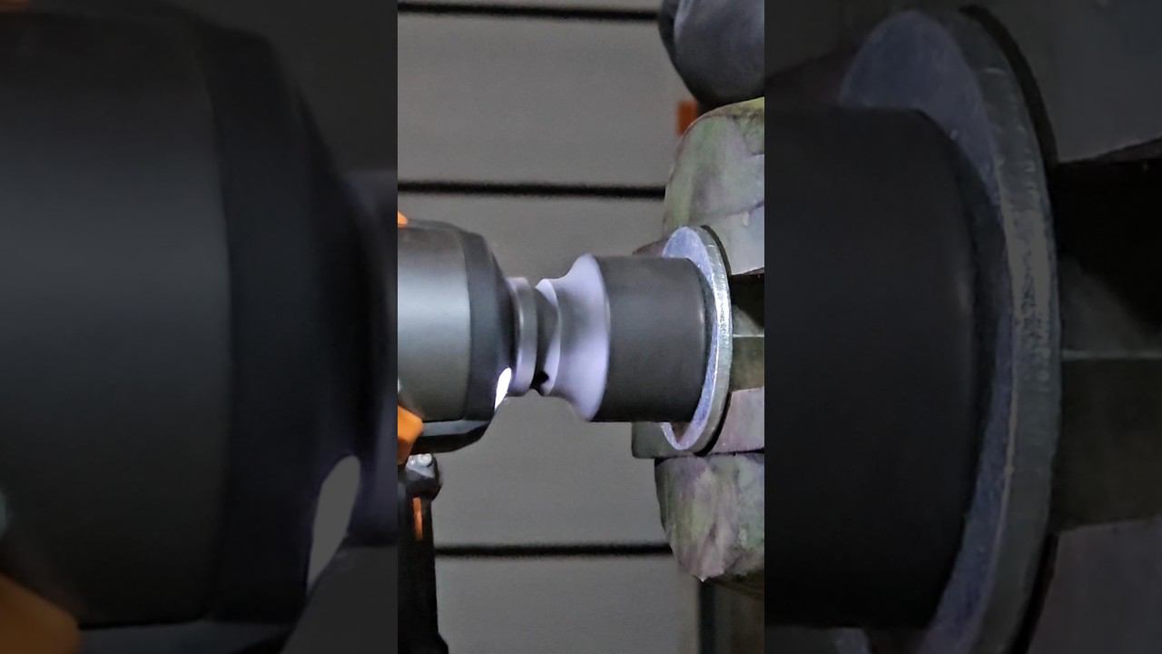 Гайковёрт Ridgid Sub-Compact с 9 Ач АКБ (350 Нмна срыв) смотреть онлайн