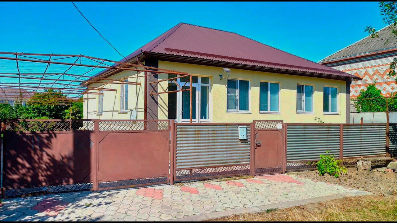 Ищите просторный дом в Краснодарском крае? Город Абинск. Обжитой дом недалеко от моря и Краснодара! смотреть онлайн