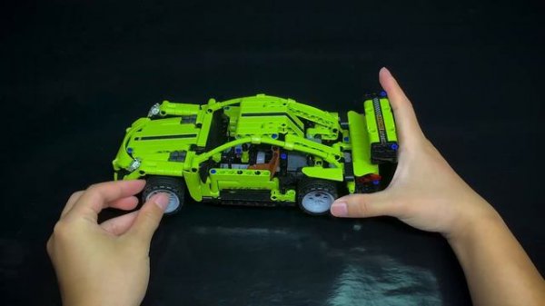 Mô hình lắp ráp Xe thể thao Legend – CADA C52024W