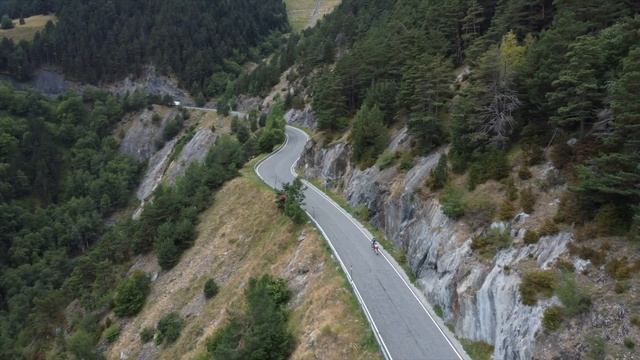 ENTRE TOUR Y VUELTA 2022 | CARLOS VERONA смотреть онлайн