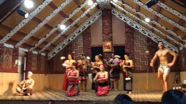 Maori short Poi 【Rotorua in NZ 】 смотреть онлайн
