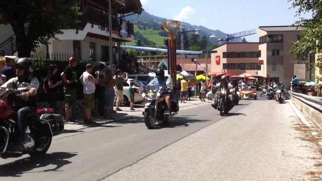 Rock the Roof 2012 | Harley Parade смотреть онлайн