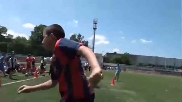 В академии футбола "Алания" предусмотрены лучшие условия для детей – Вячеслав Битаров смотреть онлайн