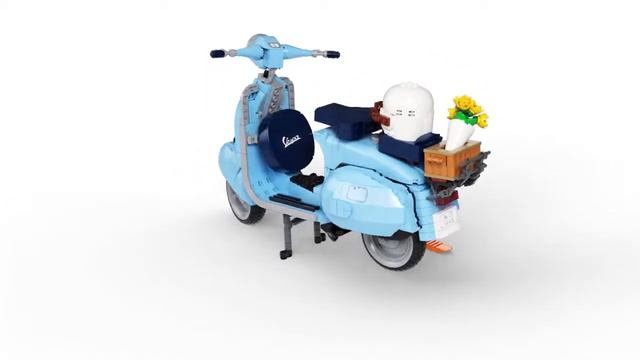 The Vespa 125 is now available as a LEGO replica смотреть онлайн