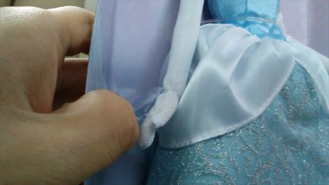 Cinderella Disney Store Classic Doll | Adult Collector Review | how to un-box & re-box | customize смотреть онлайн