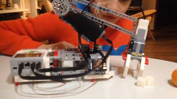 Робо-рука LEGO  Mindstorms EV3