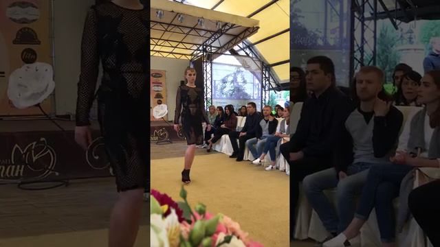 Показ Алеси Кошечкиной "За седьмой лепесток " смотреть онлайн